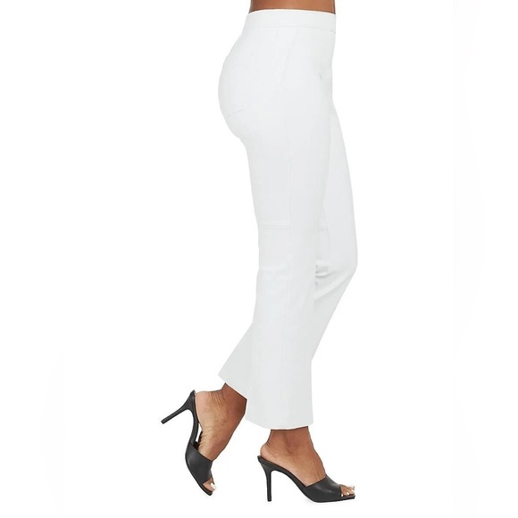 NWT Spanx On-the-Go Kick Flare Pant - Classic White pull on flare leg - Picture 6 of 15